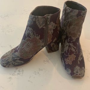 Seychelles Audition Purple Brocade booties